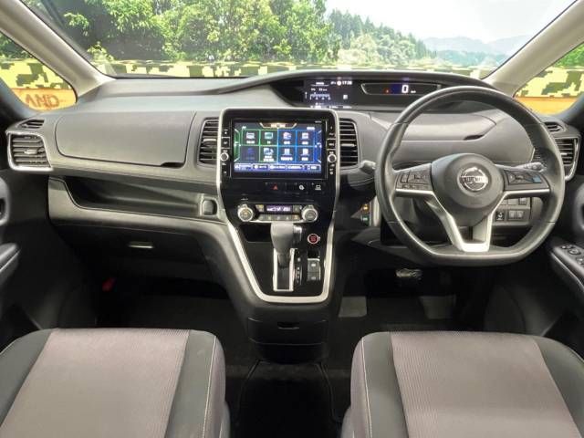 Nissan SERENA 2018-09 13204-1