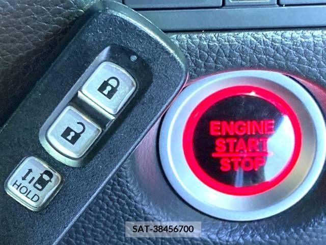 Honda N BOX CUSTOM 2023-04 307436-6