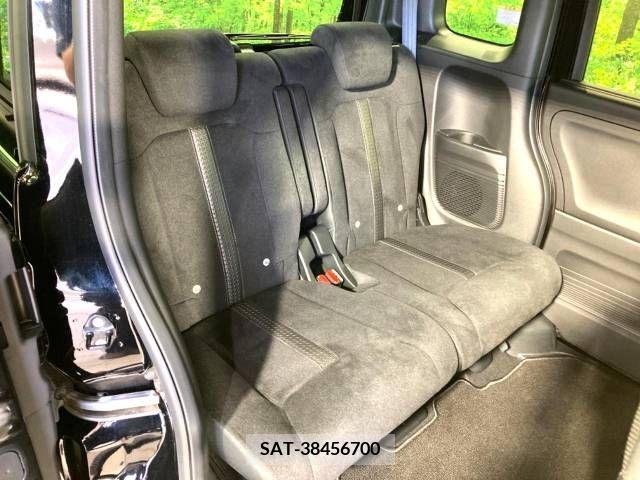 Honda N BOX CUSTOM 2023-04 307436-9