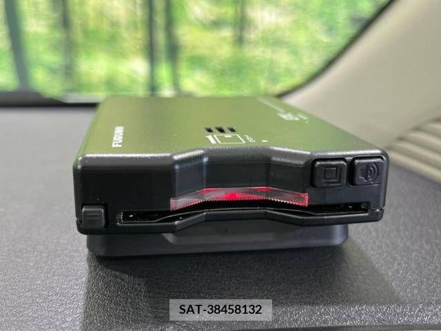 Nissan AURA 2023-06 226755-5