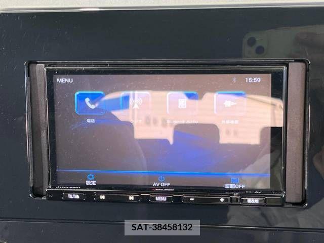Nissan AURA 2023-06 226755-3