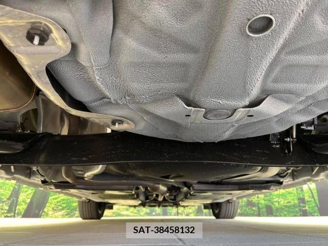 Nissan AURA 2023-06 226755-19