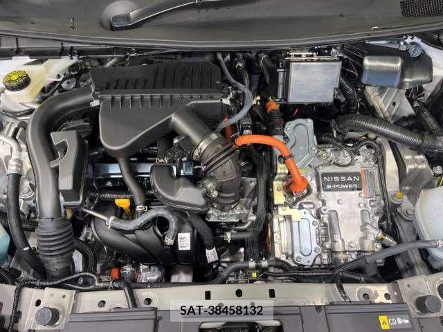 Nissan AURA 2023-06 226755-18