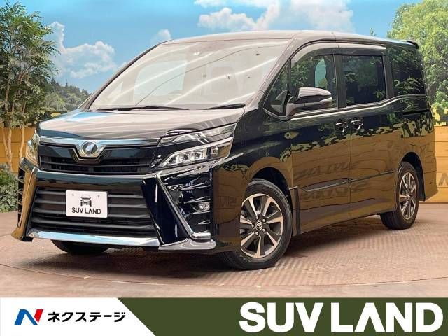 Toyota VOXY 2017-07 19136-0