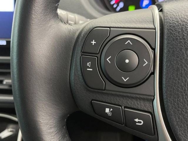 Toyota VOXY 2017-07 19136-6