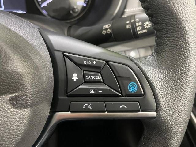 Nissan KICKS 2020-11 193379-3