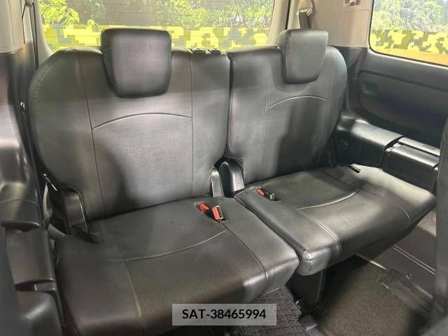 Toyota VOXY 2015-06 321455-9