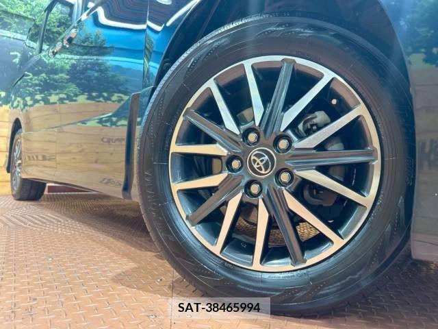 Toyota VOXY 2015-06 321455-12