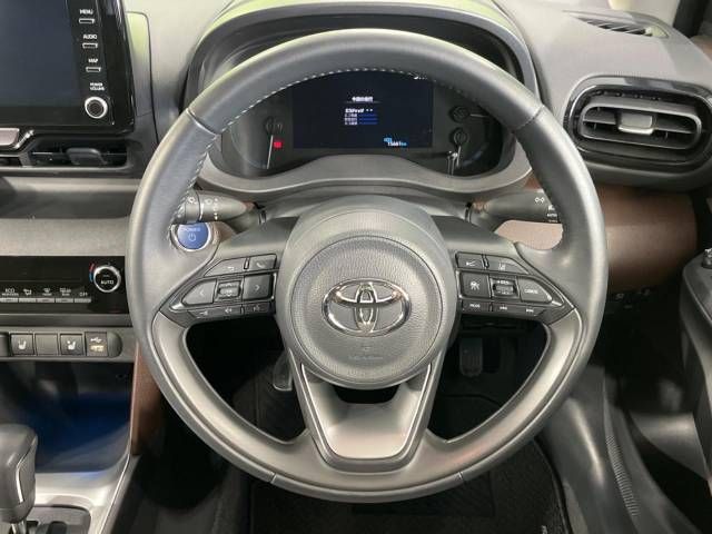 Toyota YARIS CROSS 2022-10 18580-11