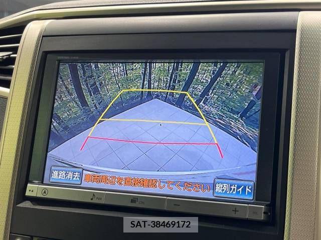Toyota VELLFIRE 2013-12 299932-3
