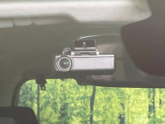 Nissan SERENA 2018-07 15022-5