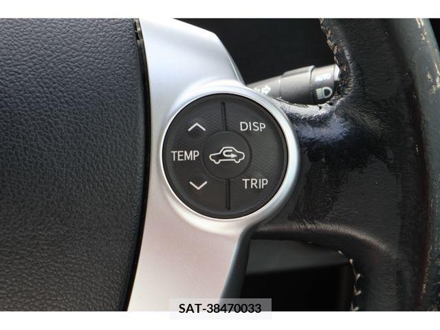 Toyota AQUA 2015-03 260238-12