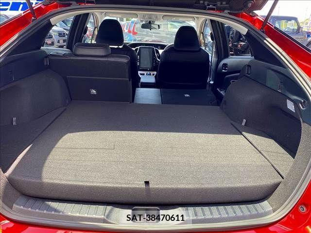 Toyota PRIUS PHV 2017-07 282523-6
