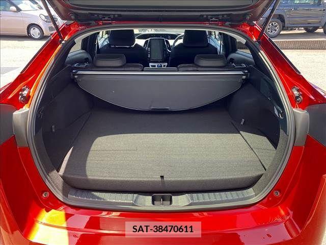 Toyota PRIUS PHV 2017-07 282523-5