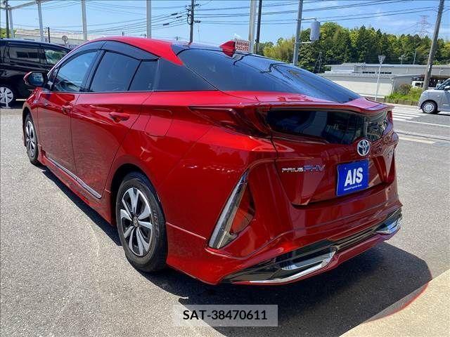 Toyota PRIUS PHV 2017-07 282523-2