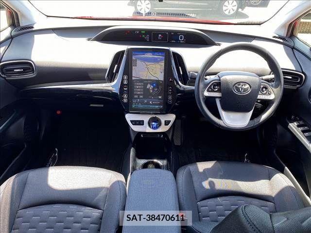 Toyota PRIUS PHV 2017-07 282523-1