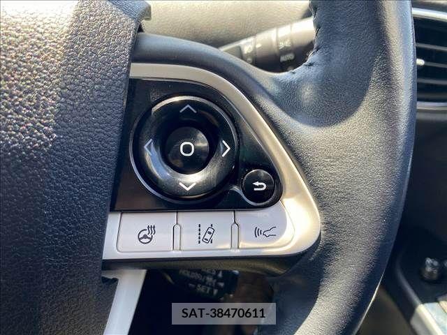 Toyota PRIUS PHV 2017-07 282523-14