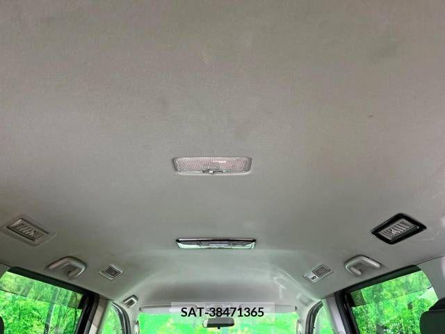 Toyota VOXY 2009-06 327309-11