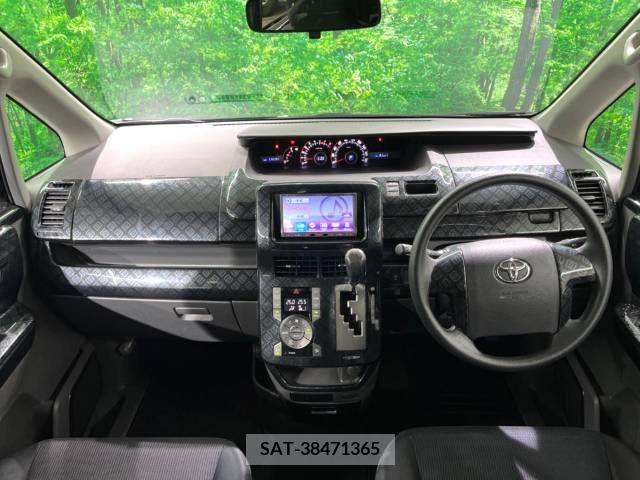 Toyota VOXY 2009-06 327309-1