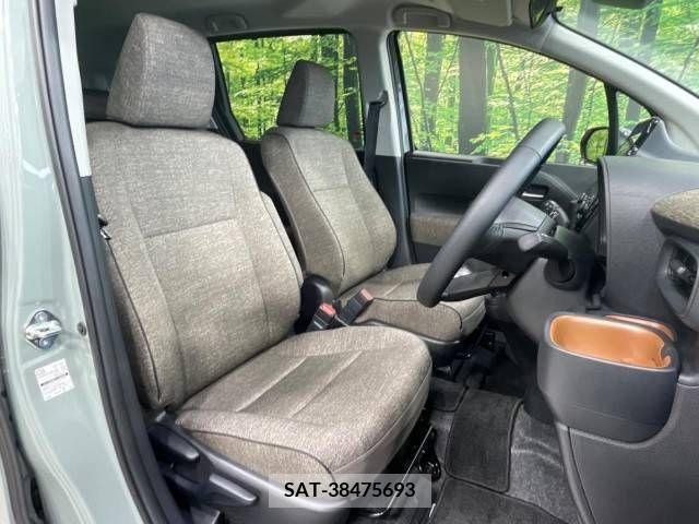 Toyota SIENTA 2023-06 285164-8