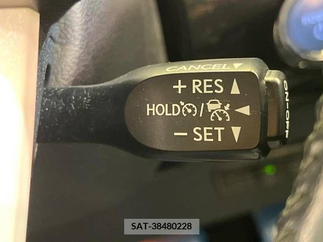 Toyota PRIUS 2016-07 366406-7