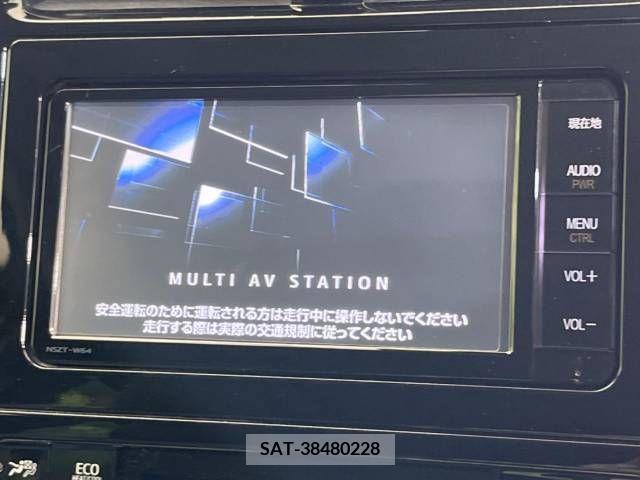 Toyota PRIUS 2016-07 366406-4