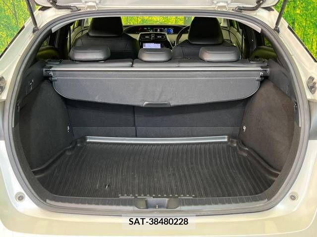 Toyota PRIUS 2016-07 366406-10