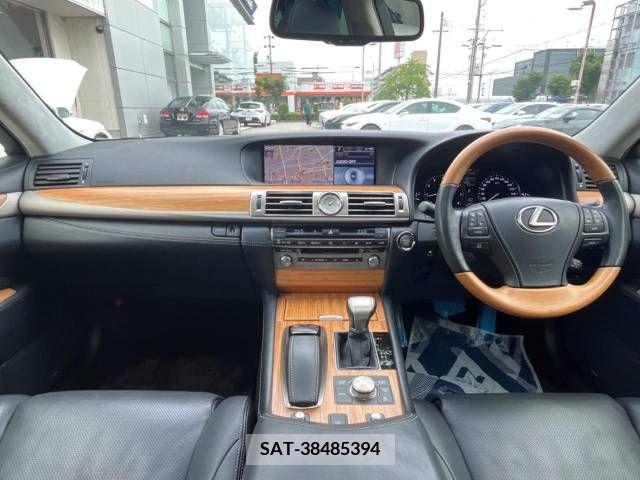 Lexus LS 2013-12 334346-1