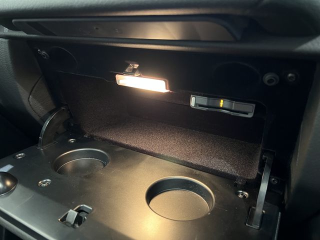 Mercedes Benz G-CLASS 2016-08 10758-14