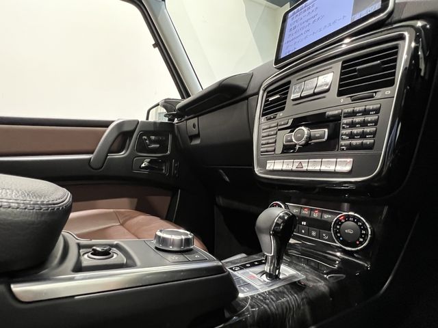 Mercedes Benz G-CLASS 2016-08 10758-9