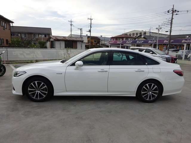 Toyota CROWN 2019-02 188839-9