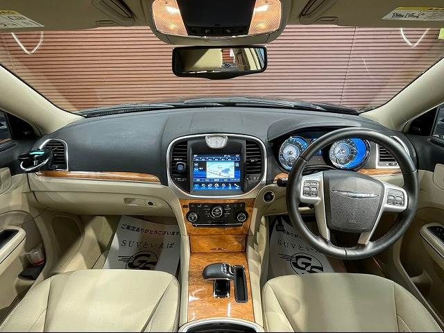 Chrysler 300 2013-05 20930-1