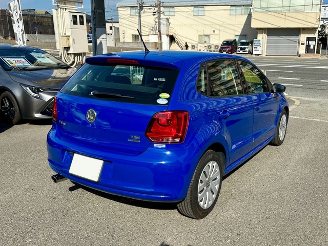 VolksWagen POLO 2012-06 181131-4