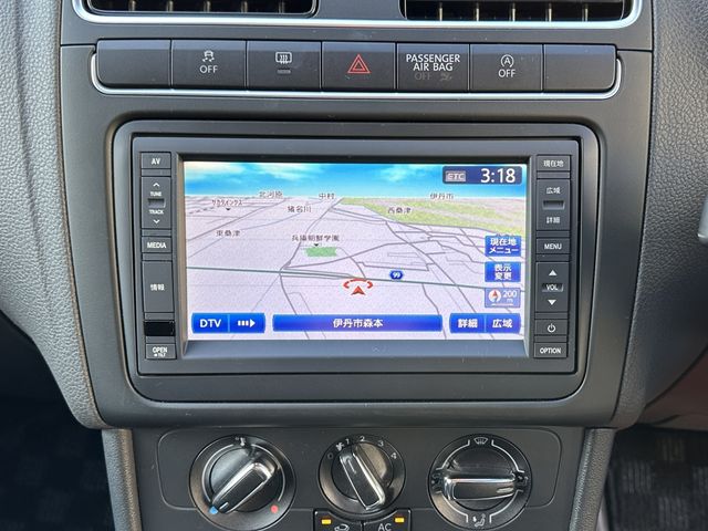 VolksWagen POLO 2012-06 181131-16