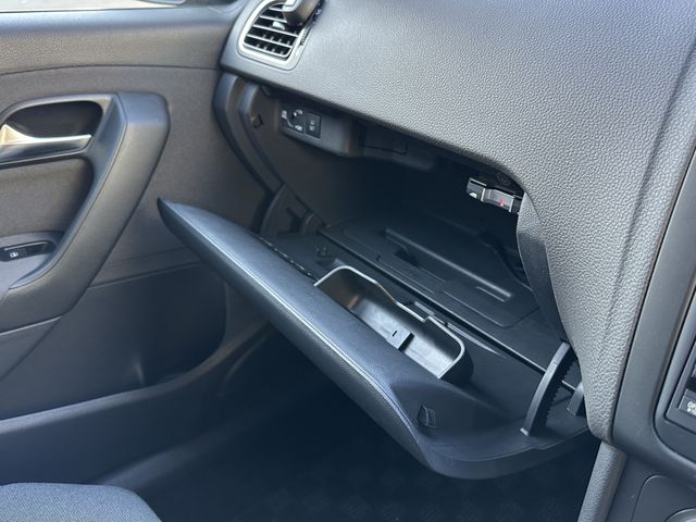 VolksWagen POLO 2012-06 181131-26