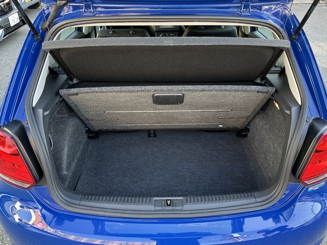 VolksWagen POLO 2012-06 181131-11