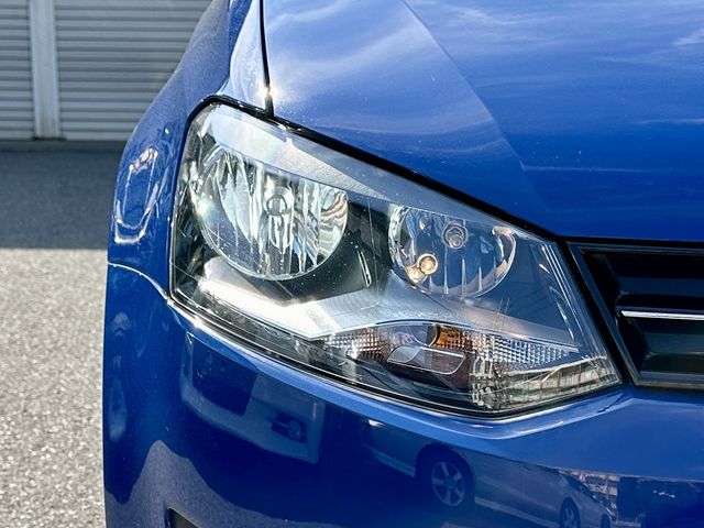 VolksWagen POLO 2012-06 181131-6