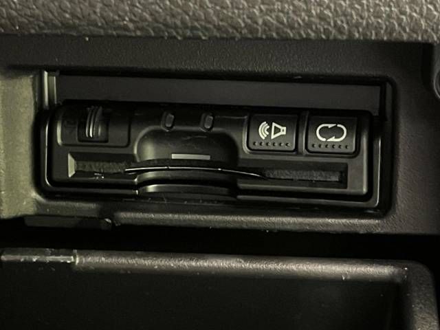 Nissan SERENA 2014-07 19652-6
