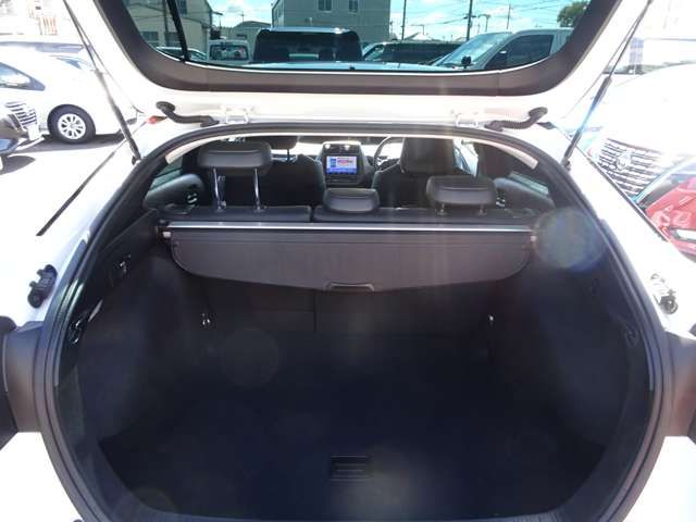 Toyota PRIUS 2021-09 12732-8