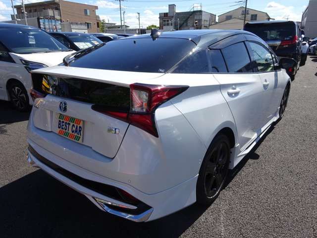 Toyota PRIUS 2021-09 12732-7