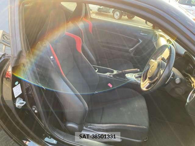 Toyota 86 2012-10 250462-19
