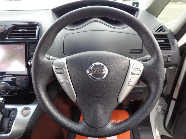 Nissan SERENA 2016-01 187320-13