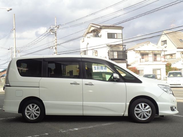 Nissan SERENA 2016-01 187320-27