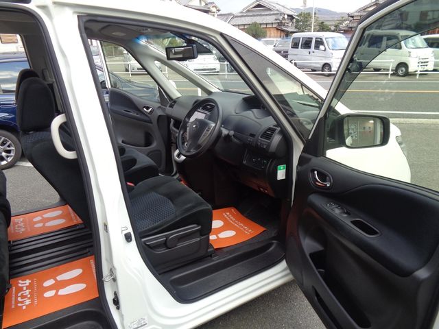 Nissan SERENA 2016-01 187320-10