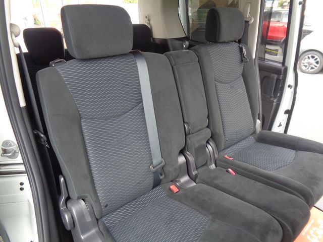 Nissan SERENA 2016-01 187320-9