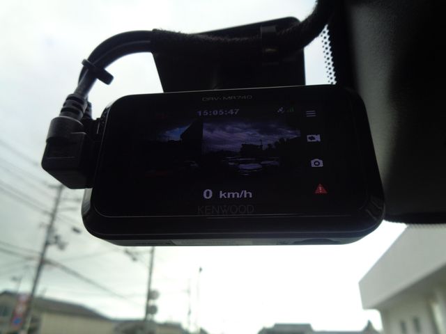 Nissan SERENA 2016-01 187320-17