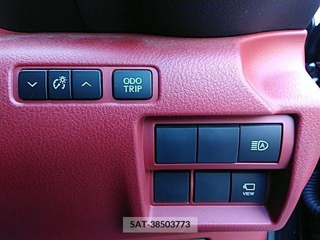Lexus IS 2021-06 362800-10