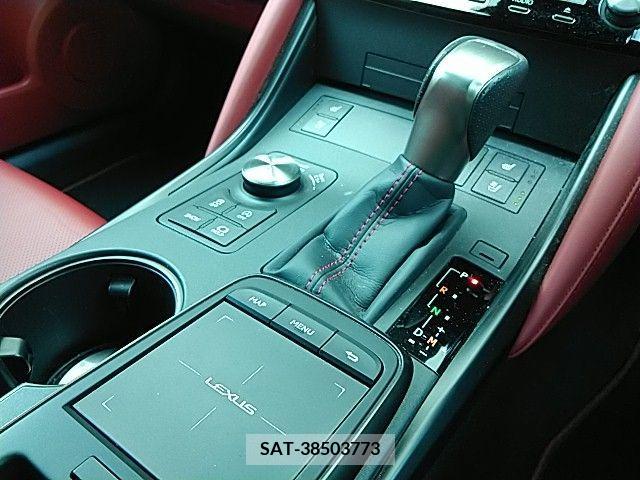 Lexus IS 2021-06 362800-7