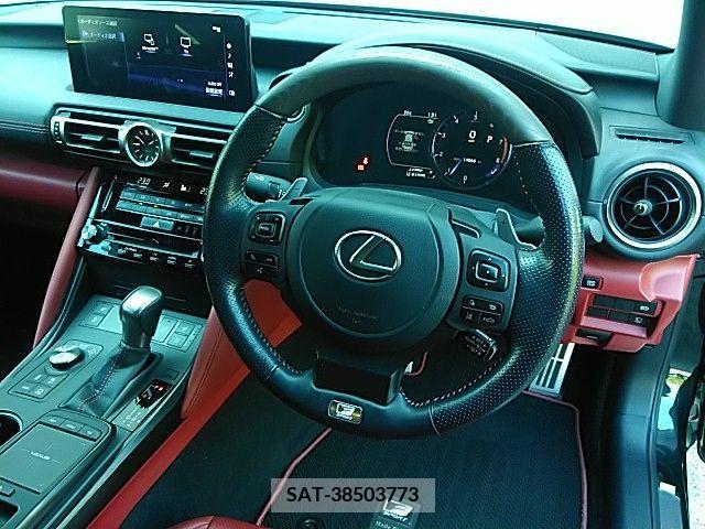 Lexus IS 2021-06 362800-14