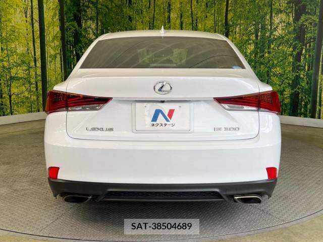 Lexus IS 2017-12 275747-15